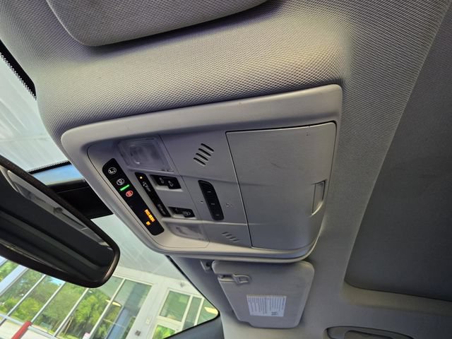Used 2019 Chevrolet Blazer LT w/ Sun and Wheels Package FWD image 29