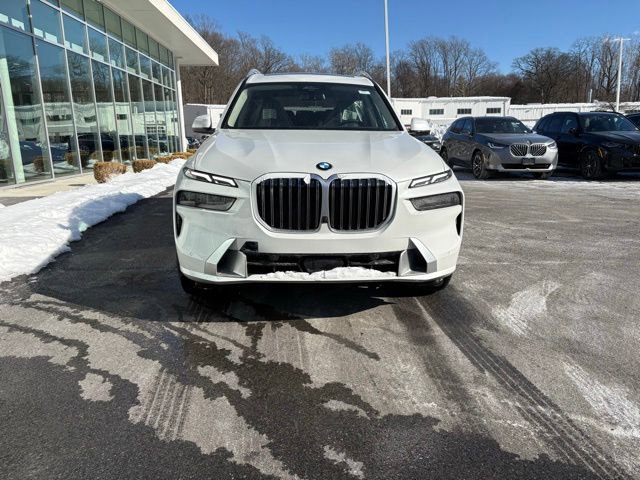 New 2026 BMW X7 xDrive40i w/ Premium Package AWD/4WD image 8