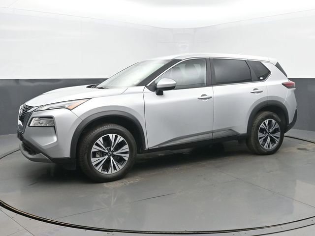 Used 2023 Nissan Rogue SV FWD image 2