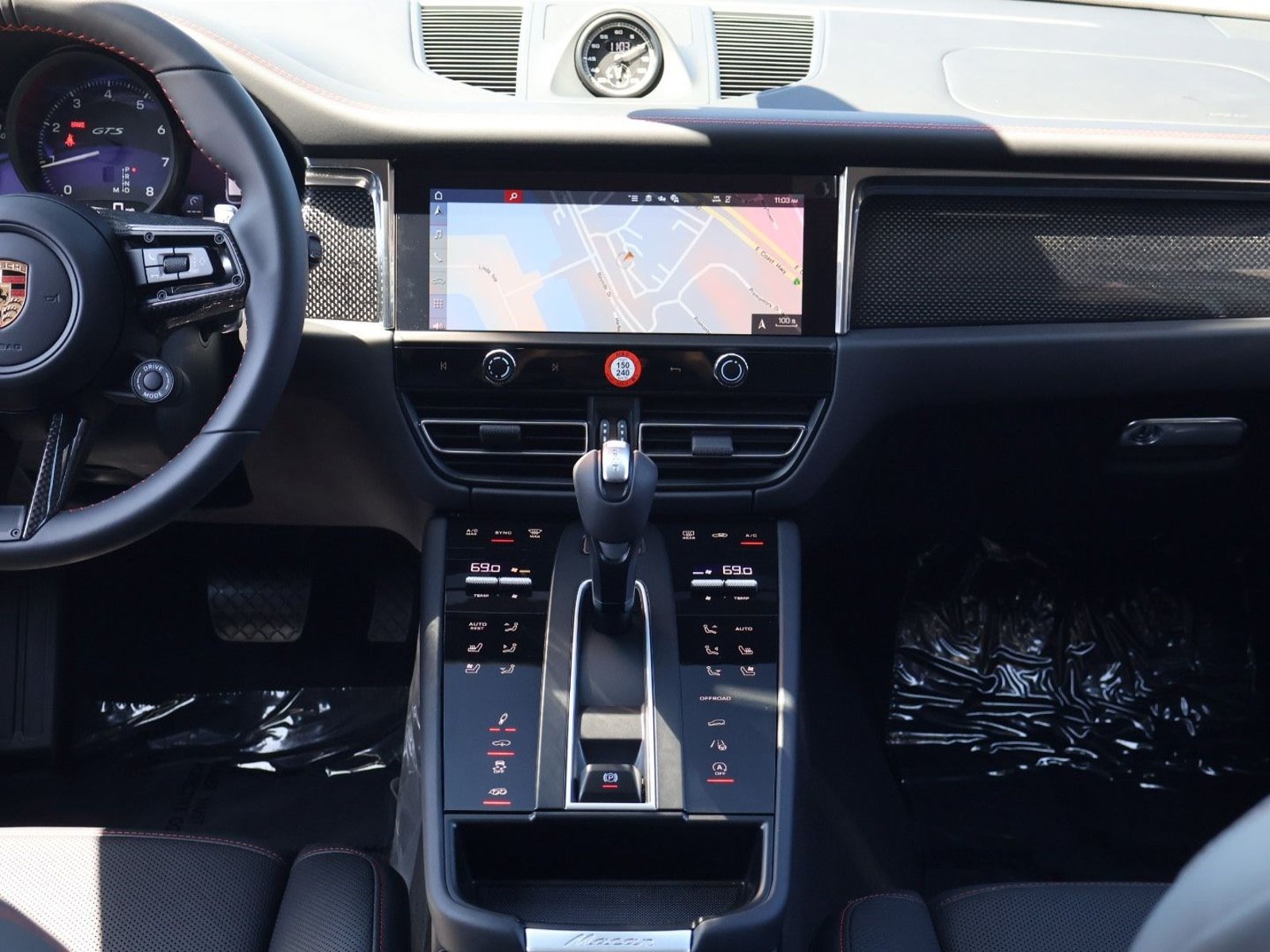 New 2026 Porsche Macan GTS AWD/4WD image 20