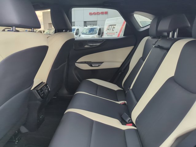 Used 2024 Lexus NX 250 FWD w/ Towing Package (2000 Lbs) image 17