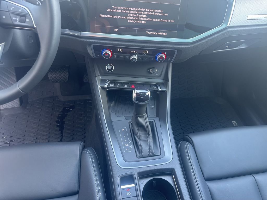 Certified 2025 Audi Q3 2.0T Premium w/ Convenience Package AWD/4WD image 22