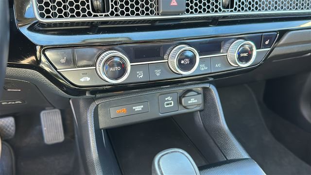 Used 2023 Honda Civic EX image 17