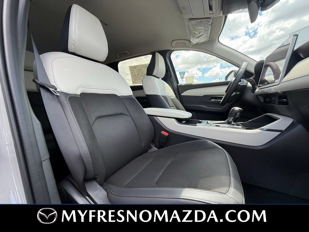 New 2026 MAZDA CX-5 Preferred AWD/4WD image 17