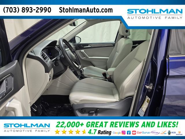 Used 2022 Volkswagen Tiguan SE w/ Panoramic Sunroof Package image 13