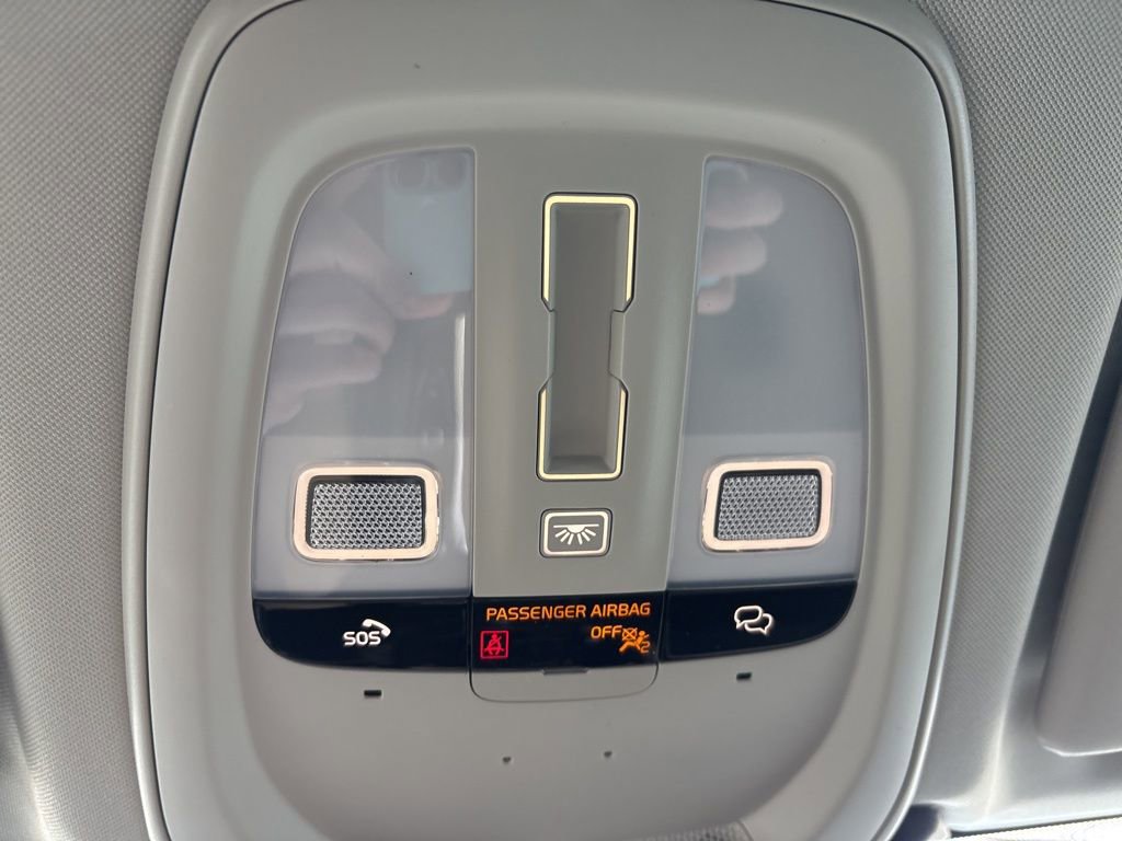 New 2026 Volvo XC60 B5 Plus w/ Protection Package Premier image 33