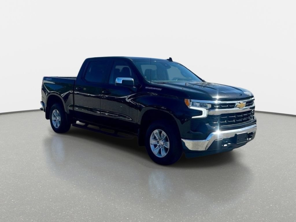 Used 2023 Chevrolet Silverado 1500 LT AWD/4WD image 7