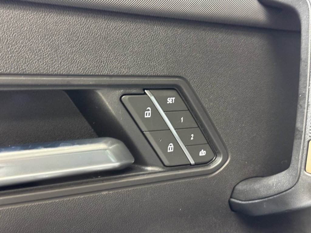 New 2025 GMC Hummer EV 2X image 9