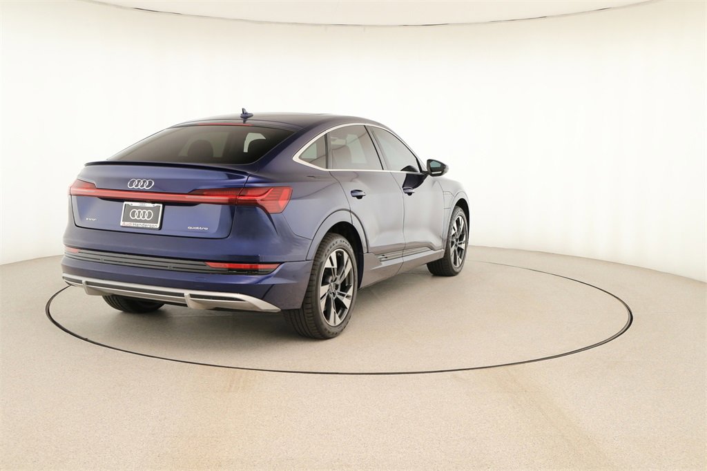 Certified 2022 Audi e-tron Premium image 6