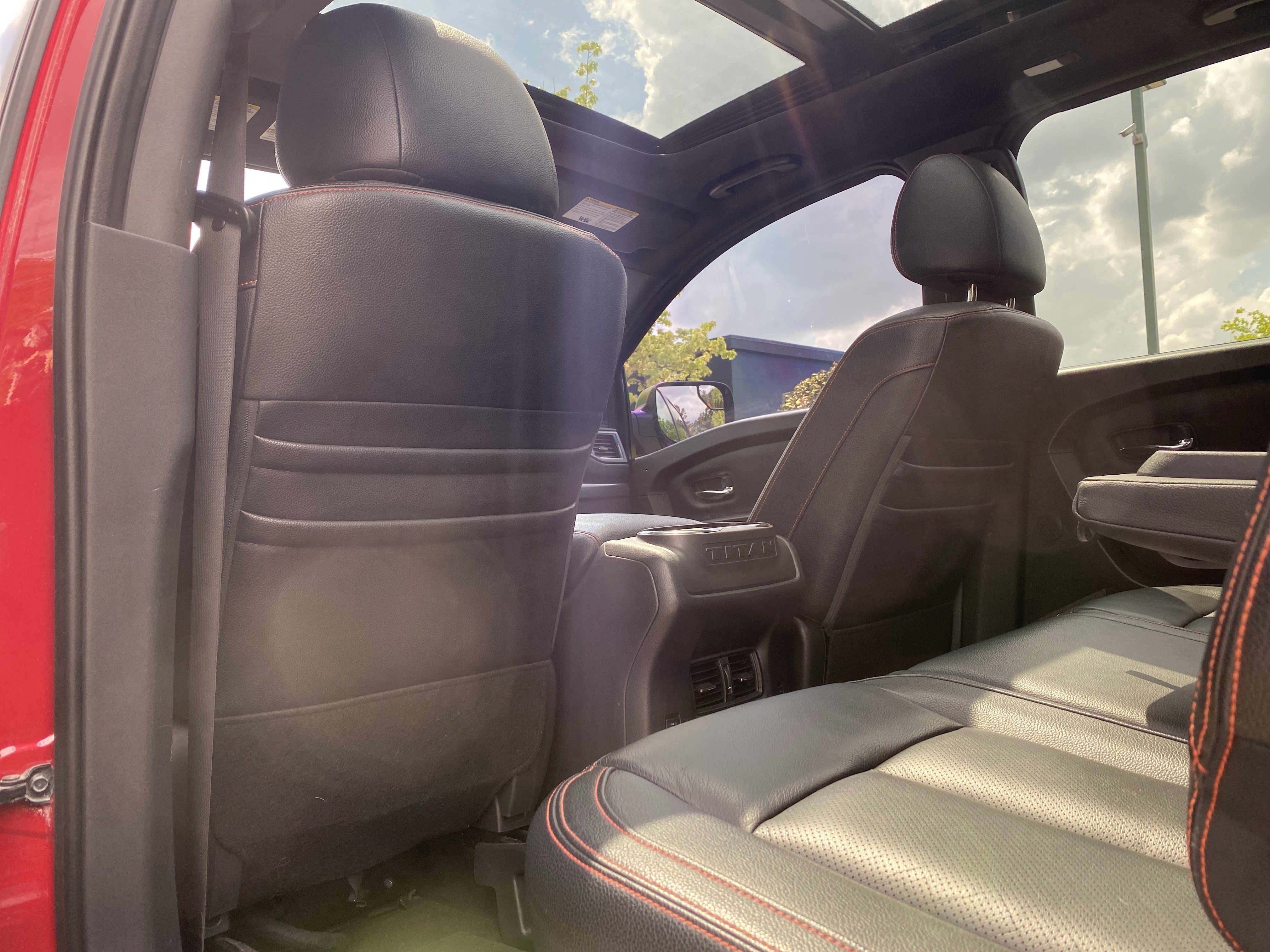 Used 2020 Nissan Titan PRO-4X image 38