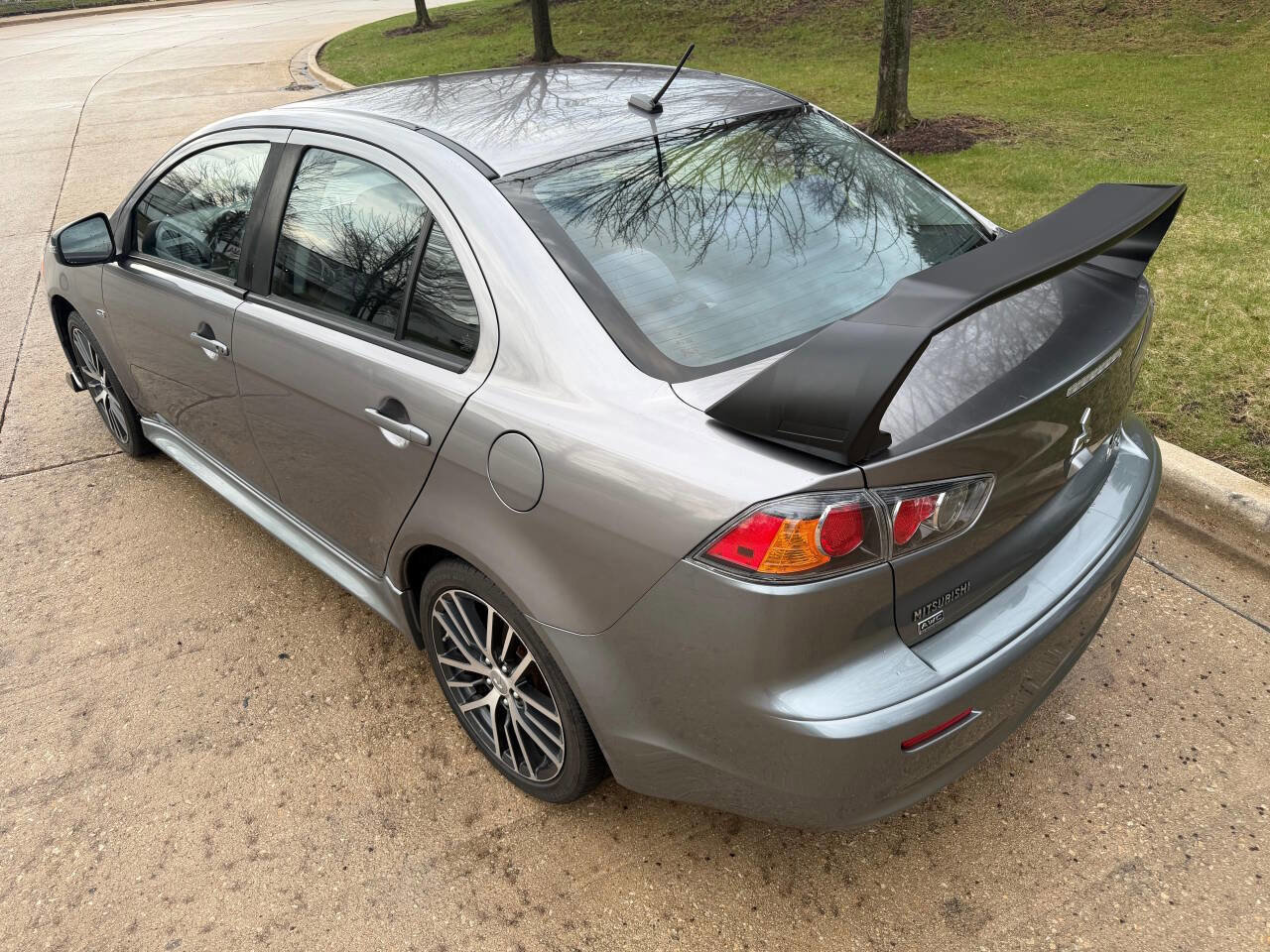 Used 2017 Mitsubishi Lancer ES image 5