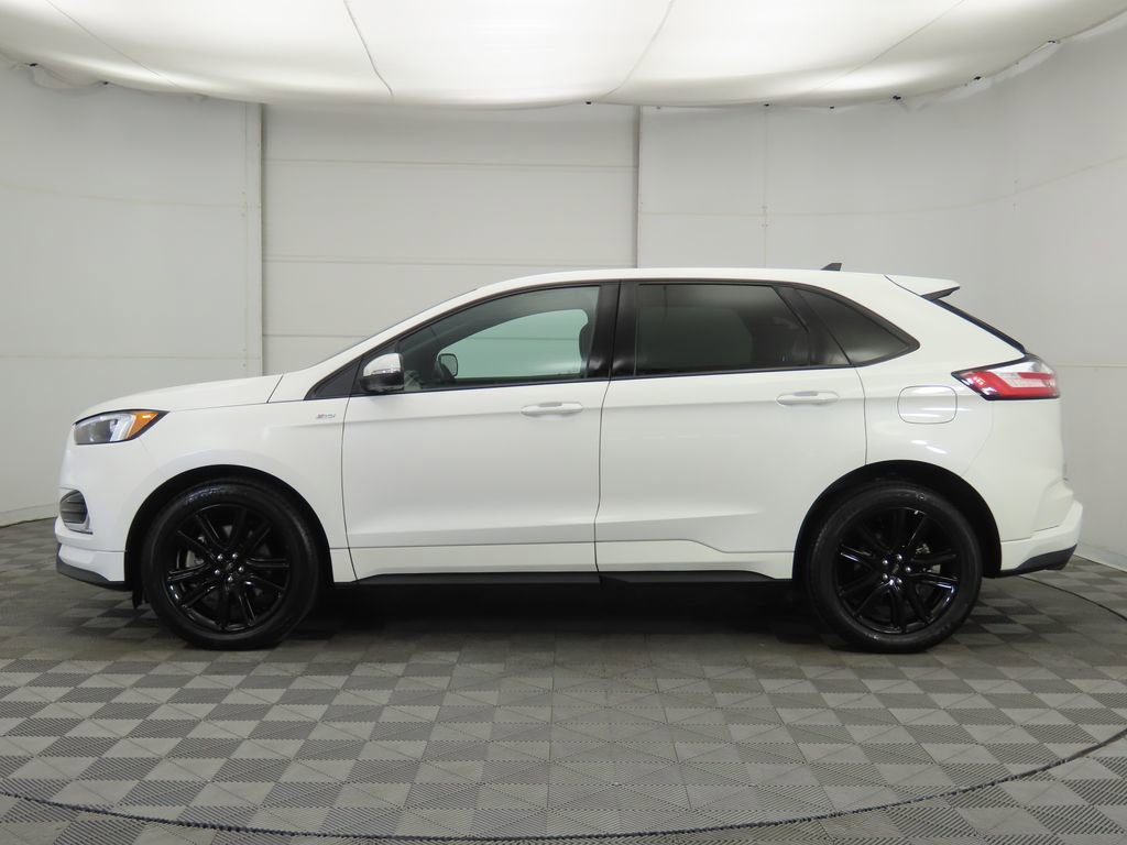 Used 2020 Ford Edge ST-Line w/ Cold Weather Package image 8