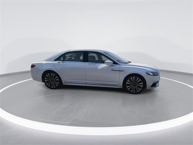 Used 2018 Lincoln Continental Reserve image 12