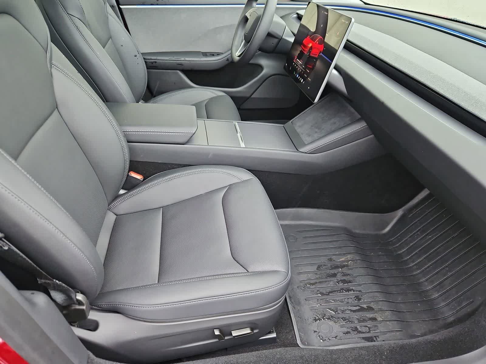 Used 2025 Tesla Model 3 Long Range RWD image 23