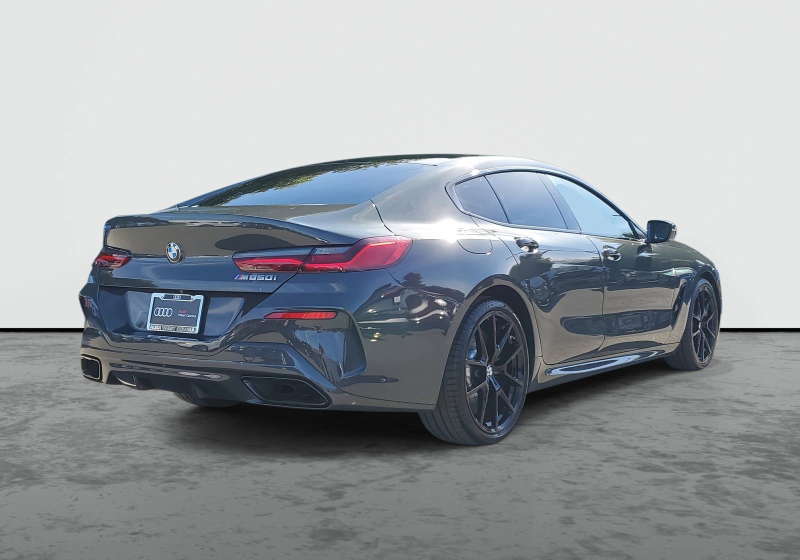 Used 2022 BMW M850i Gran Coupe xDrive image 4