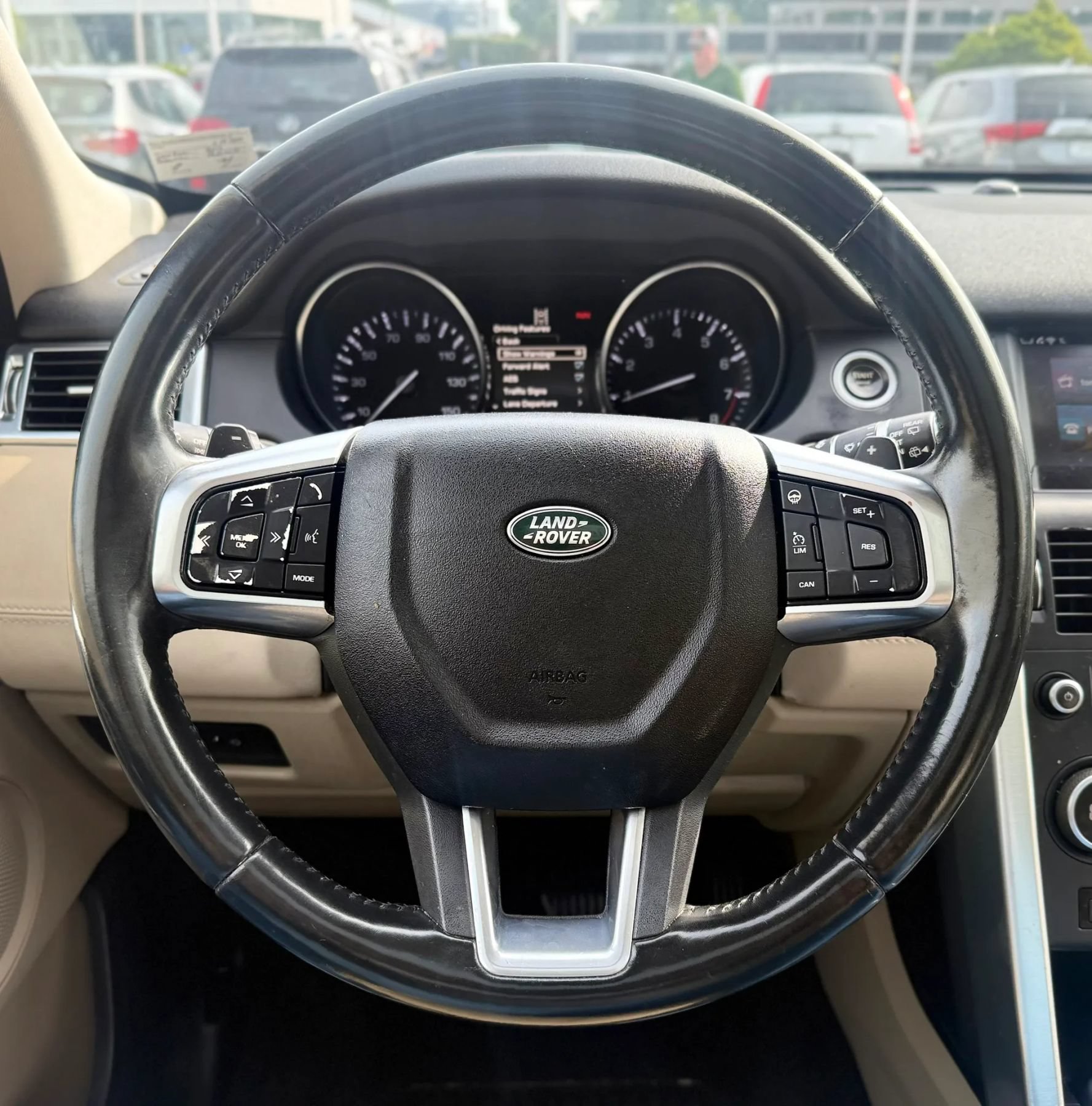 Used 2016 Land Rover Discovery Sport HSE AWD/4WD image 13