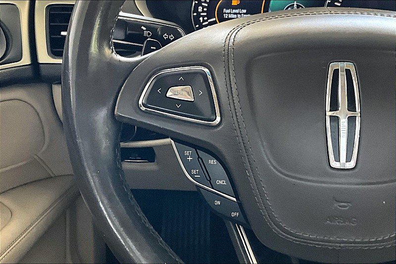 Used 2018 Lincoln MKZ Reserve w/ Climate Package FWD image 15