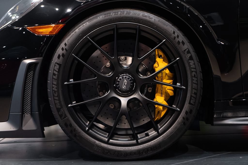 Used 2018 Porsche 911 GT2 RS RWD image 14