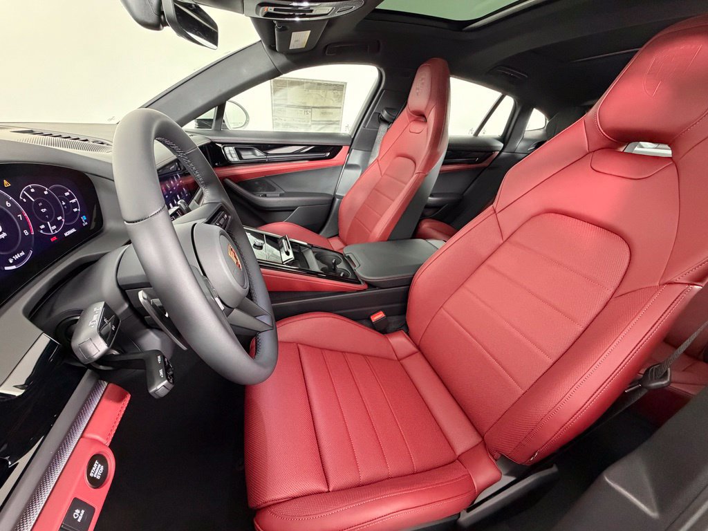 New 2026 Porsche Panamera RWD image 5