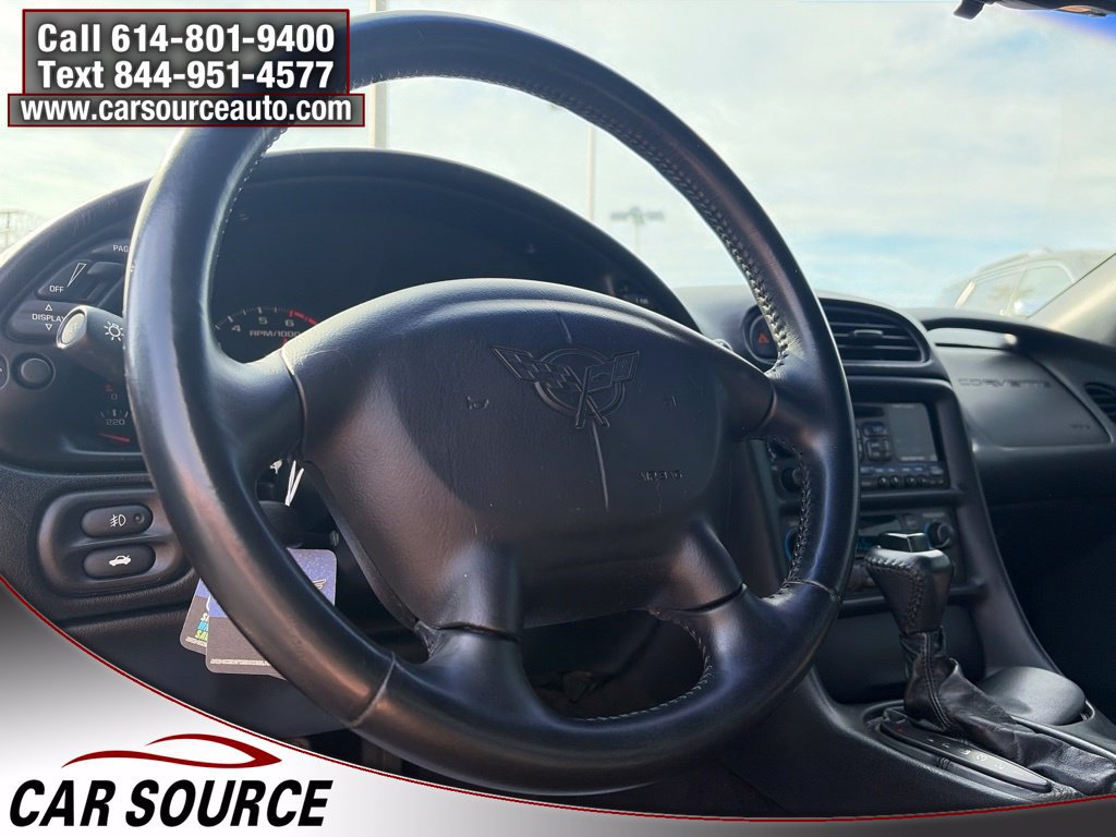 Used 1999 Chevrolet Corvette Coupe w/ Performance Handling Pkg RWD image 10