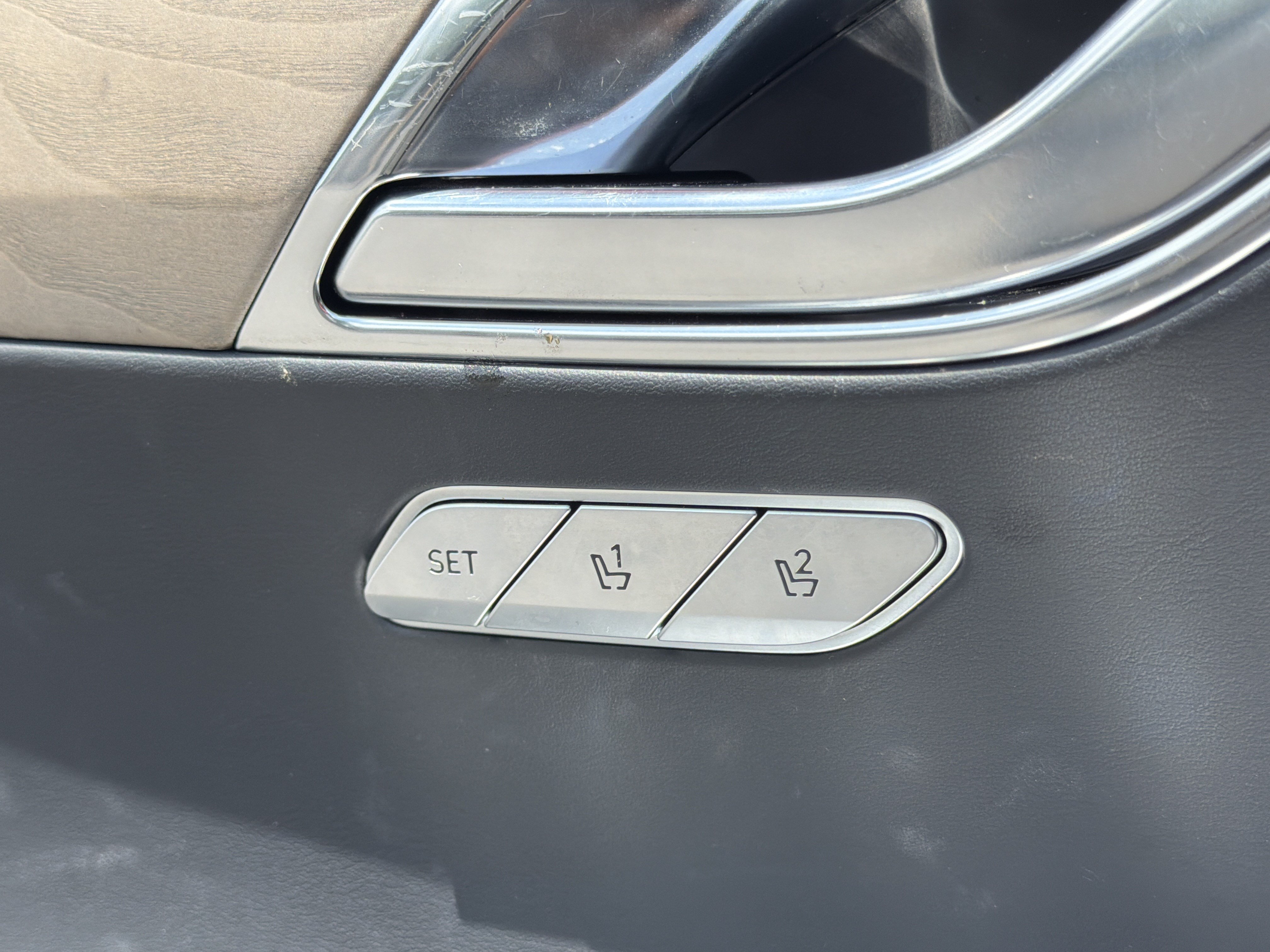 Used 2023 Genesis GV80 3.5T Advanced + AWD/4WD image 16