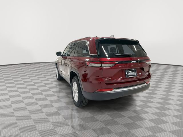 Used 2024 Jeep Grand Cherokee Laredo X image 8