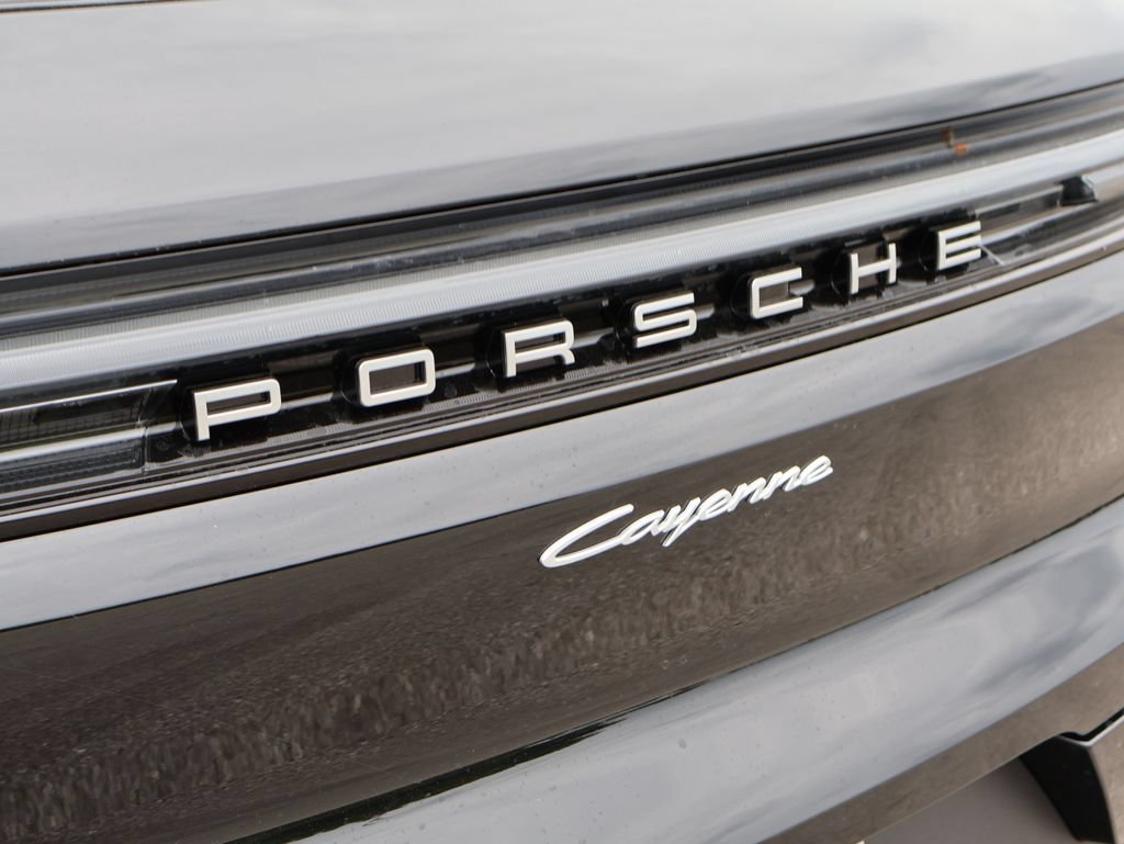 New 2026 Porsche Cayenne AWD/4WD image 6
