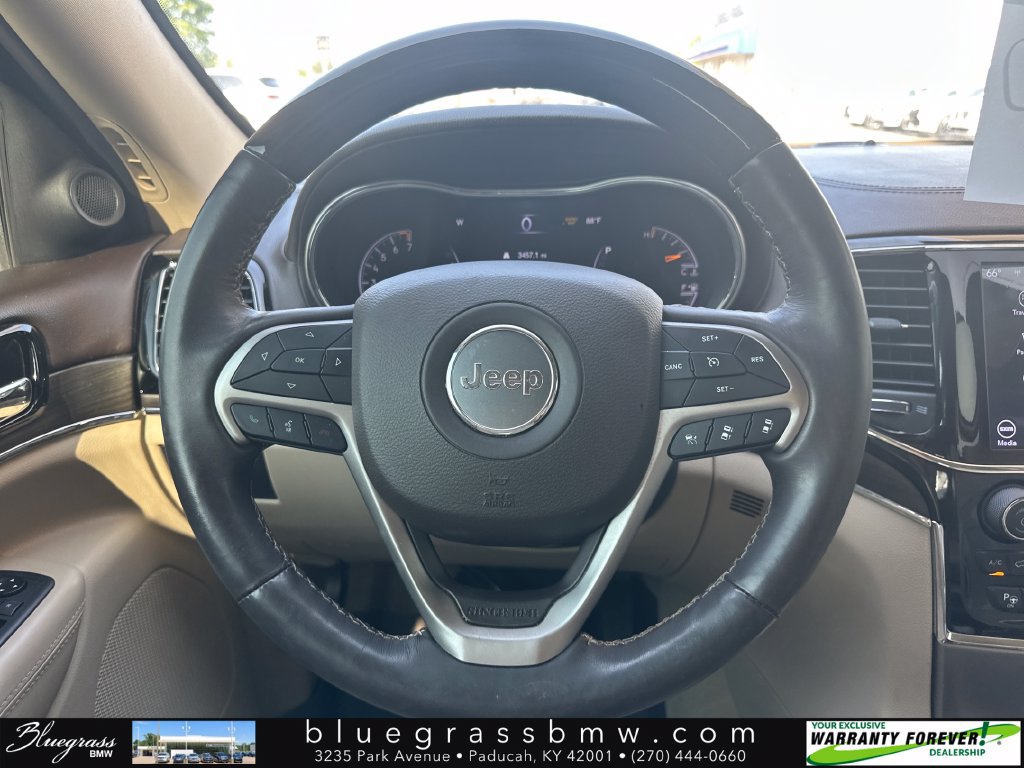 Used 2020 Jeep Grand Cherokee Overland AWD/4WD image 13