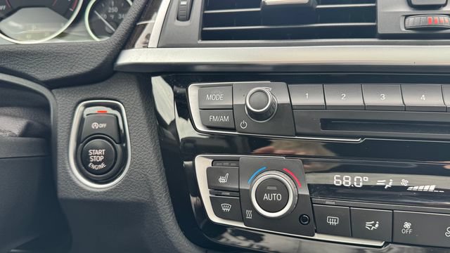 Used 2020 BMW 430i xDrive Coupe w/ M Sport Package AWD/4WD image 35