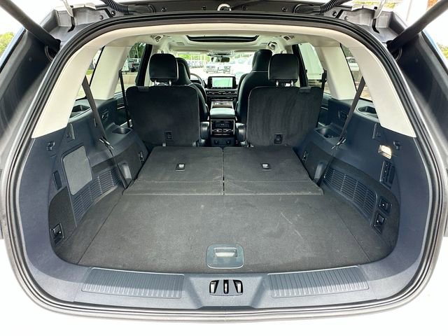 Used 2025 Lincoln Aviator Reserve w/ Luxury Package RWD image 28