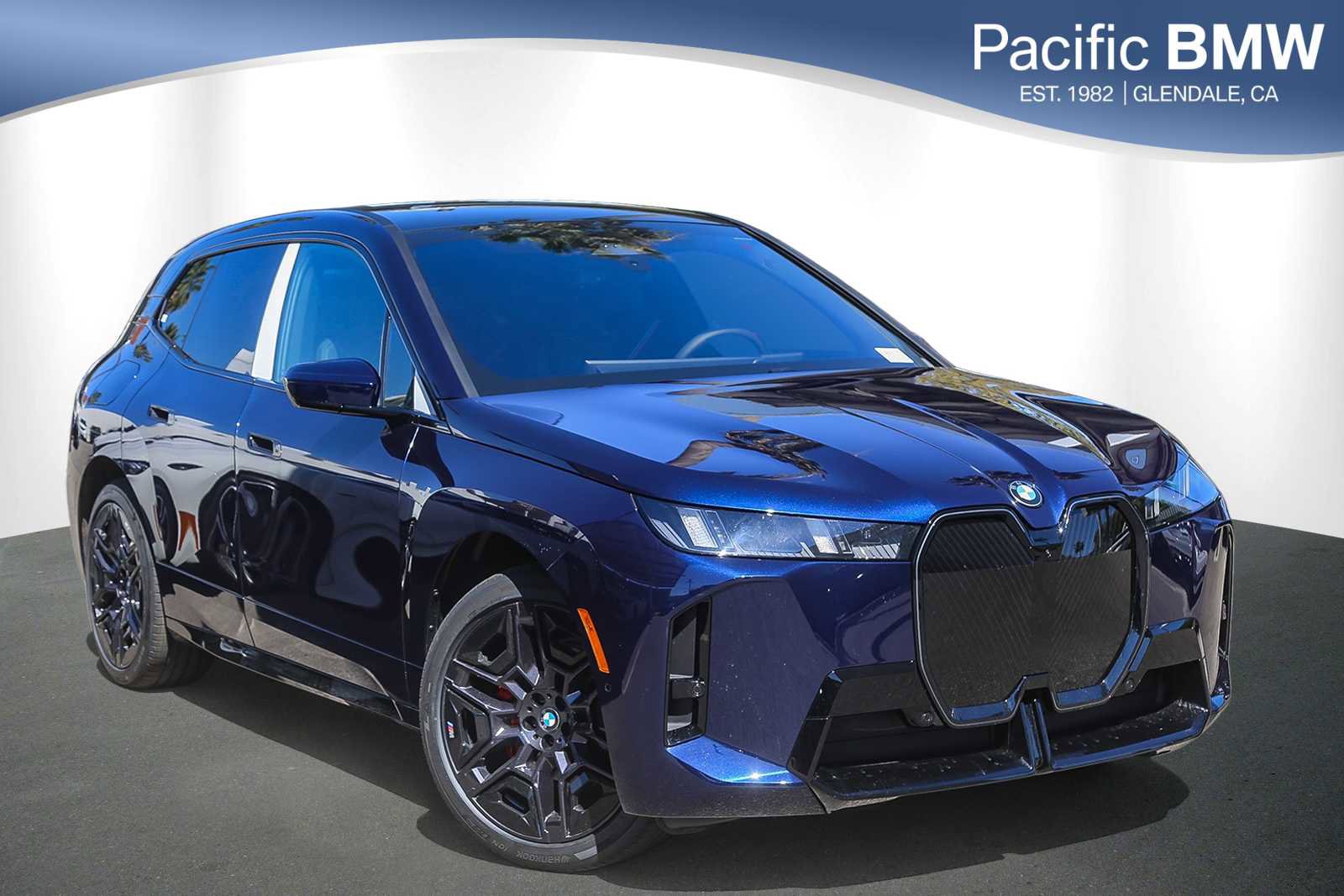 New 2026 BMW iX xDrive45 w/ M Sport Package image 1