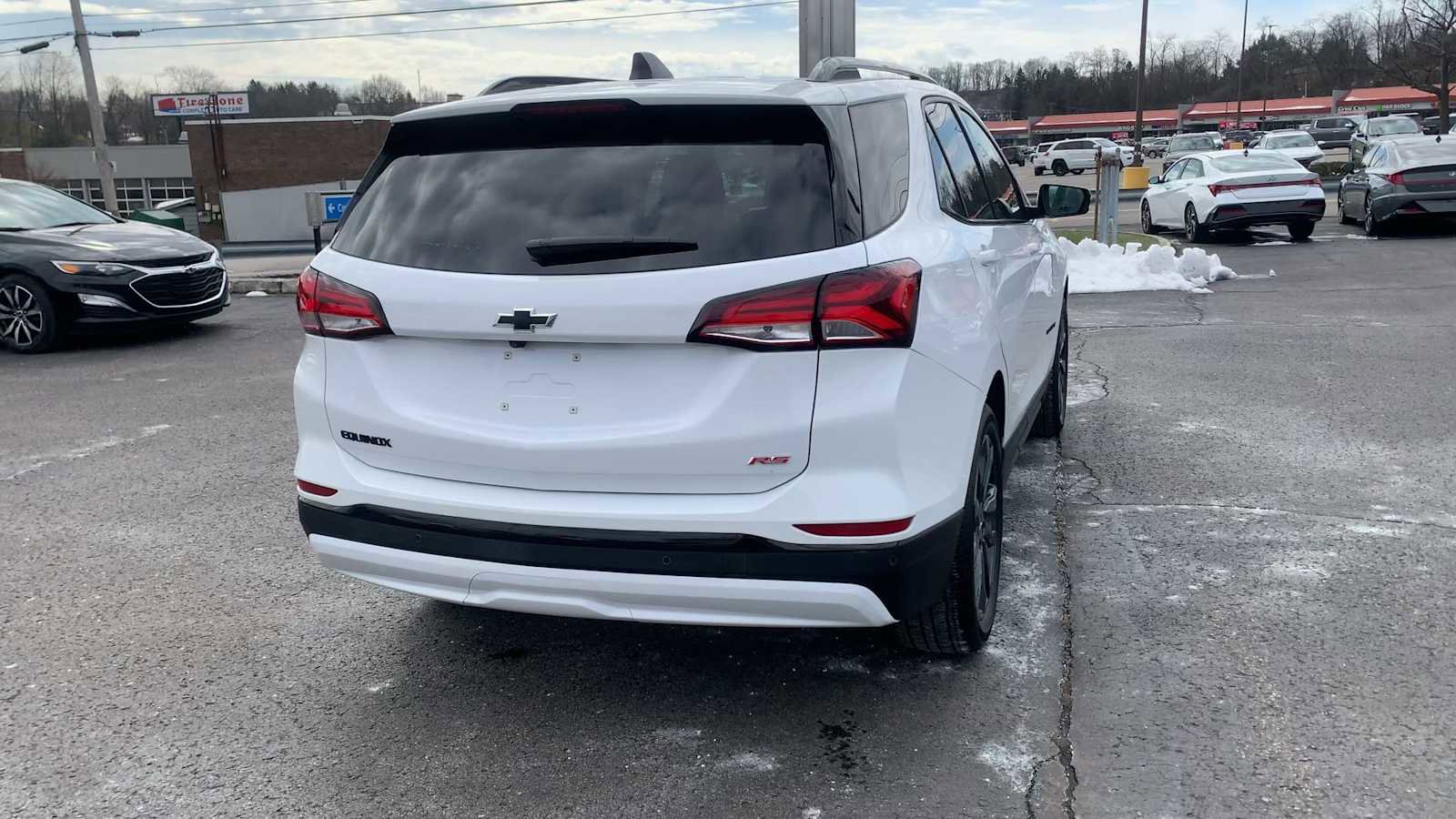 Certified 2024 Chevrolet Equinox RS w/ RS Leather Package image 7