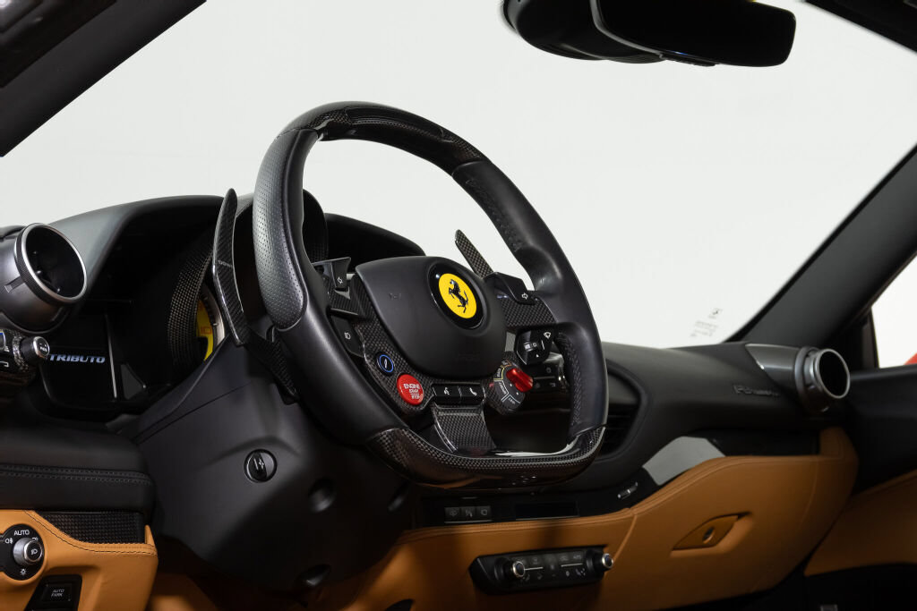 Certified 2022 Ferrari F8 Tributo RWD image 30