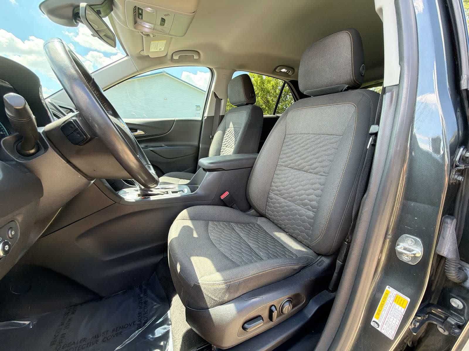 Used 2020 Chevrolet Equinox LT FWD image 13