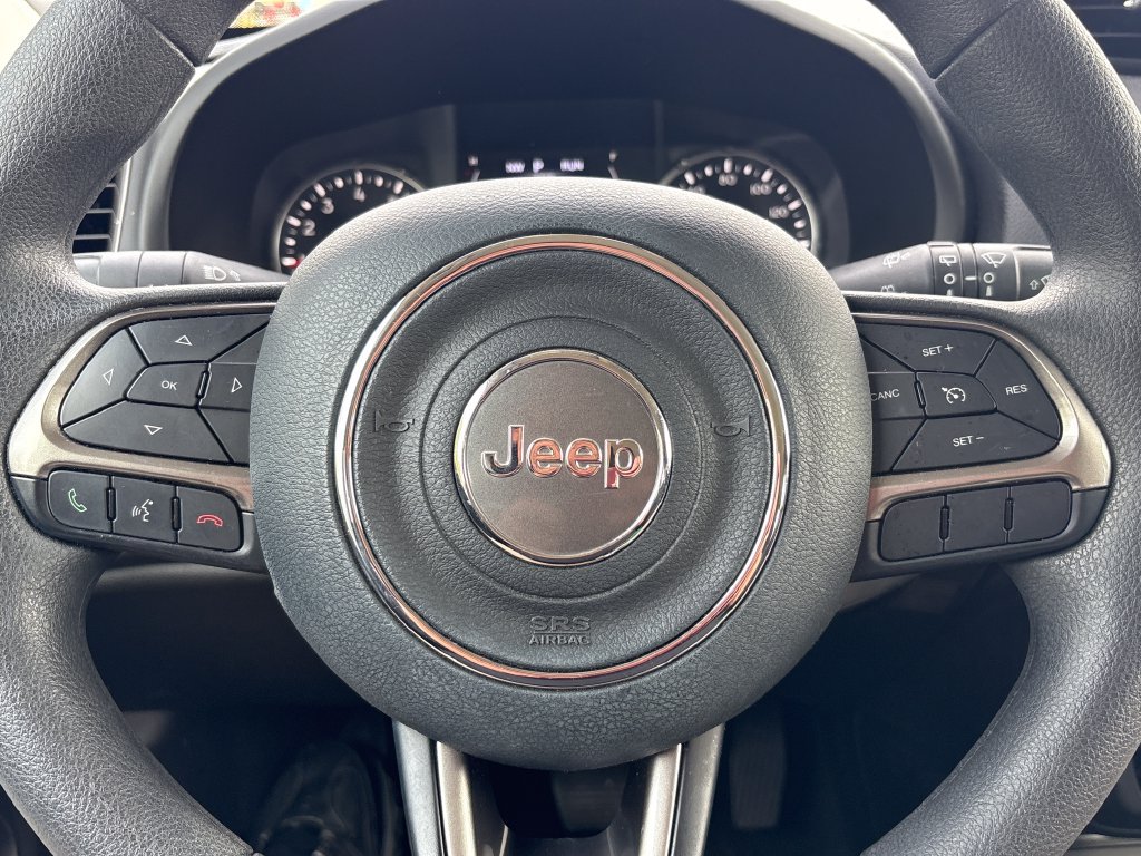 Used 2022 Jeep Renegade Sport AWD/4WD image 4
