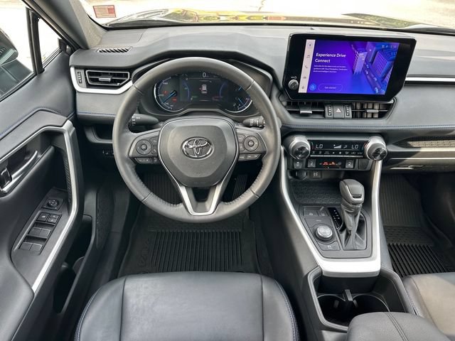 Used 2023 Toyota RAV4 XSE AWD/4WD image 12