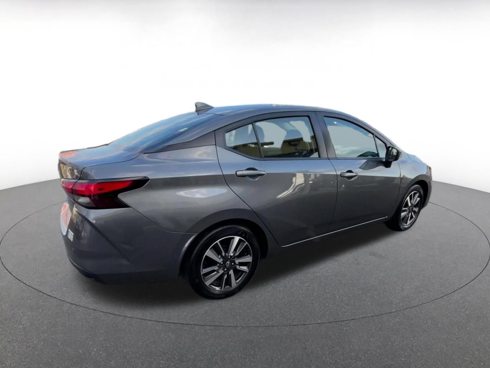 Used 2025 Nissan Versa SV FWD image 12