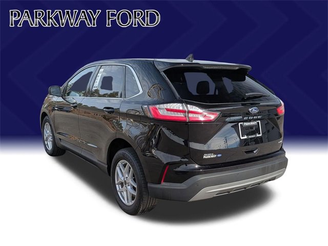 Used 2024 Ford Edge SEL image 7