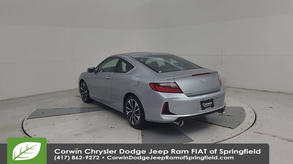 Used 2017 Honda Accord EX-L image 10