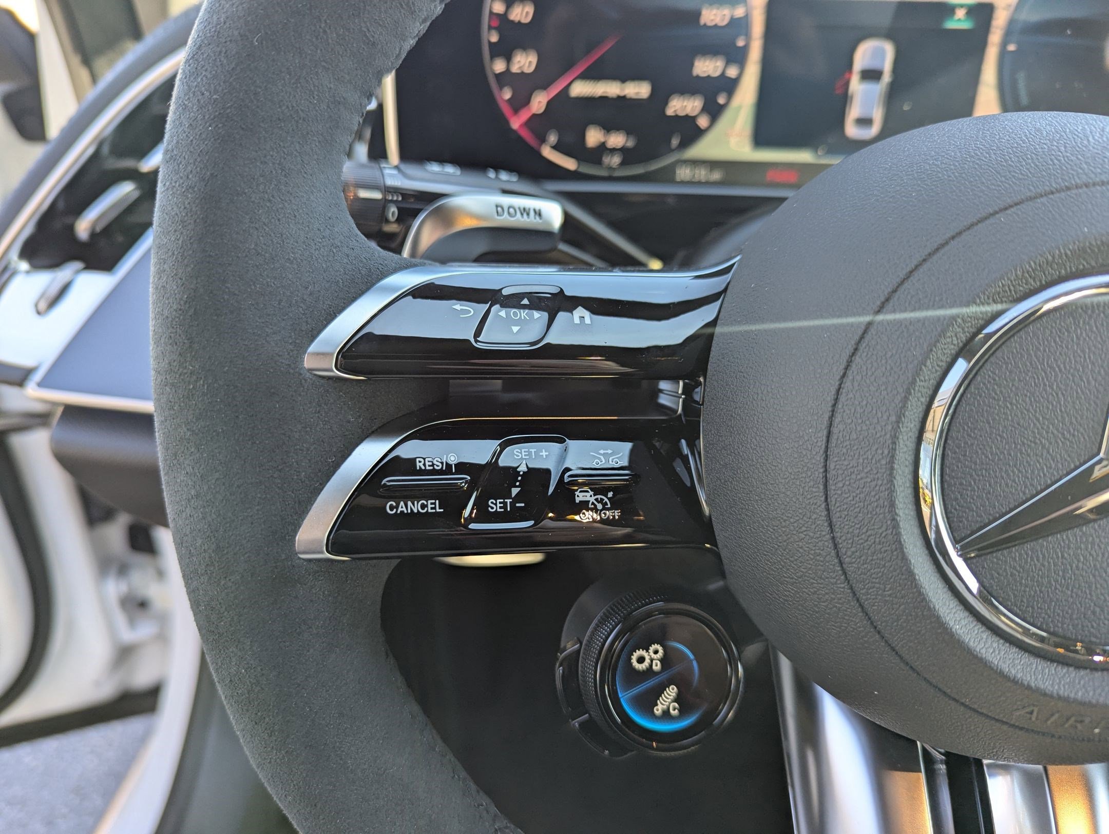 New 2026 Mercedes-Benz E 53 AMG e 4MATIC Sedan image 10