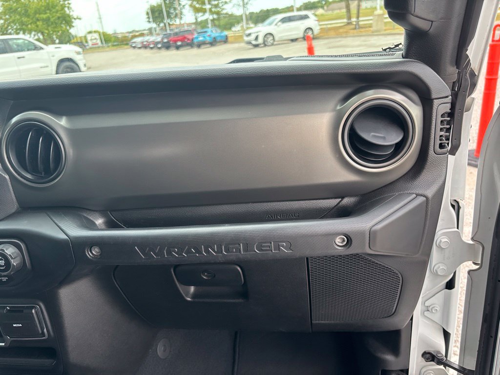 Used 2023 Jeep Wrangler Unlimited Sport AWD/4WD image 30