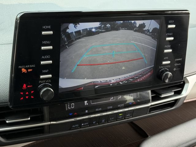 Certified 2023 Toyota Sienna LE FWD image 18