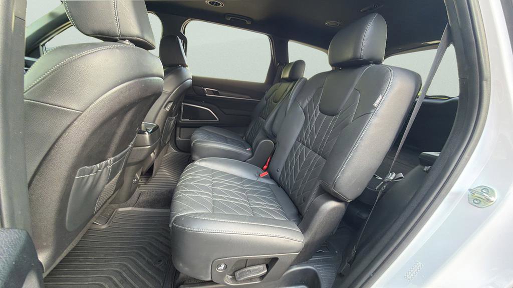 Used 2023 Kia Telluride EX X-Line image 20