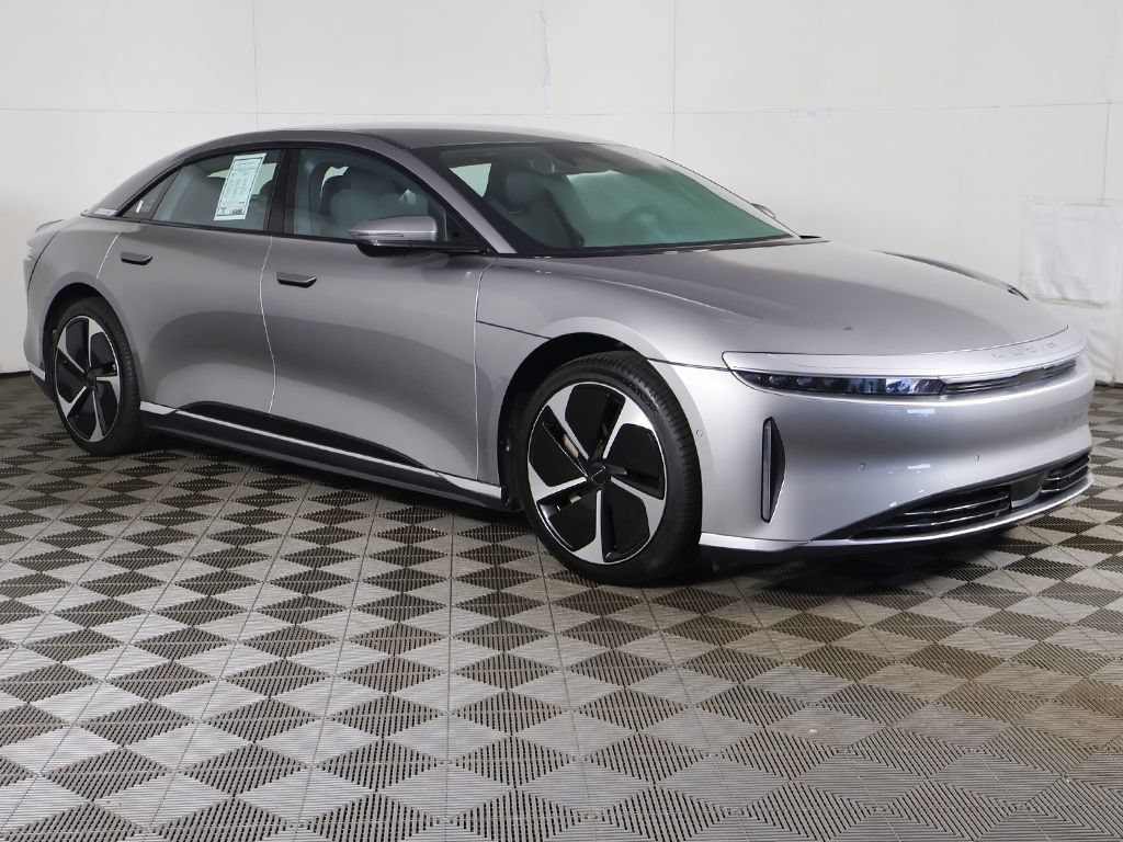 Used 2024 Lucid Air Pure RWD image 42