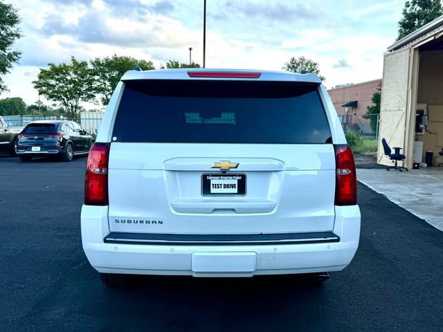 Used 2016 Chevrolet Suburban LTZ RWD image 7