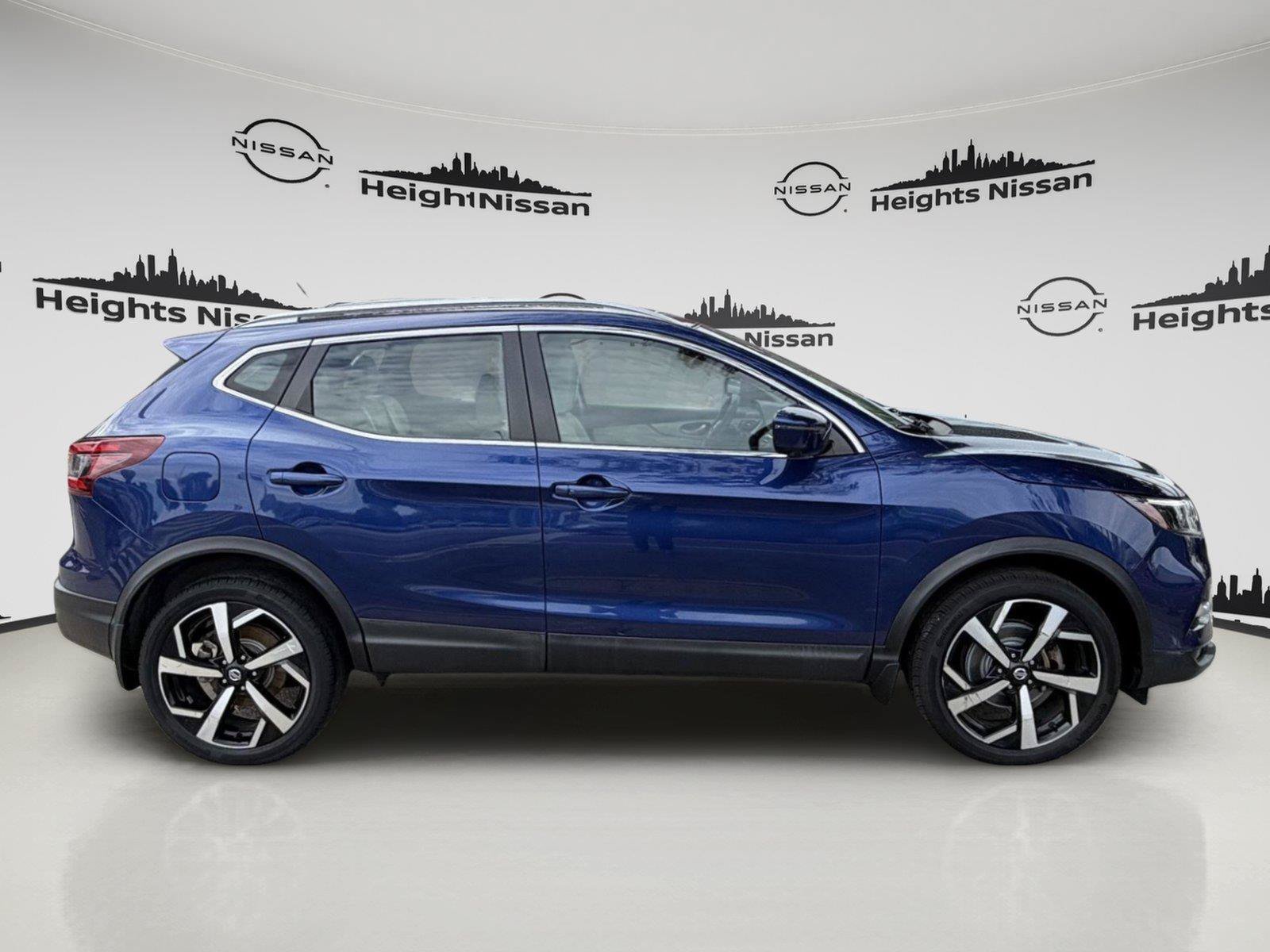 Used 2020 Nissan Rogue Sport SL w/ Premium Package AWD/4WD image 6