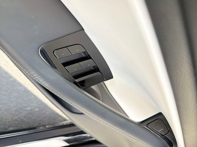 Used 2020 Tesla Model 3 Performance image 18