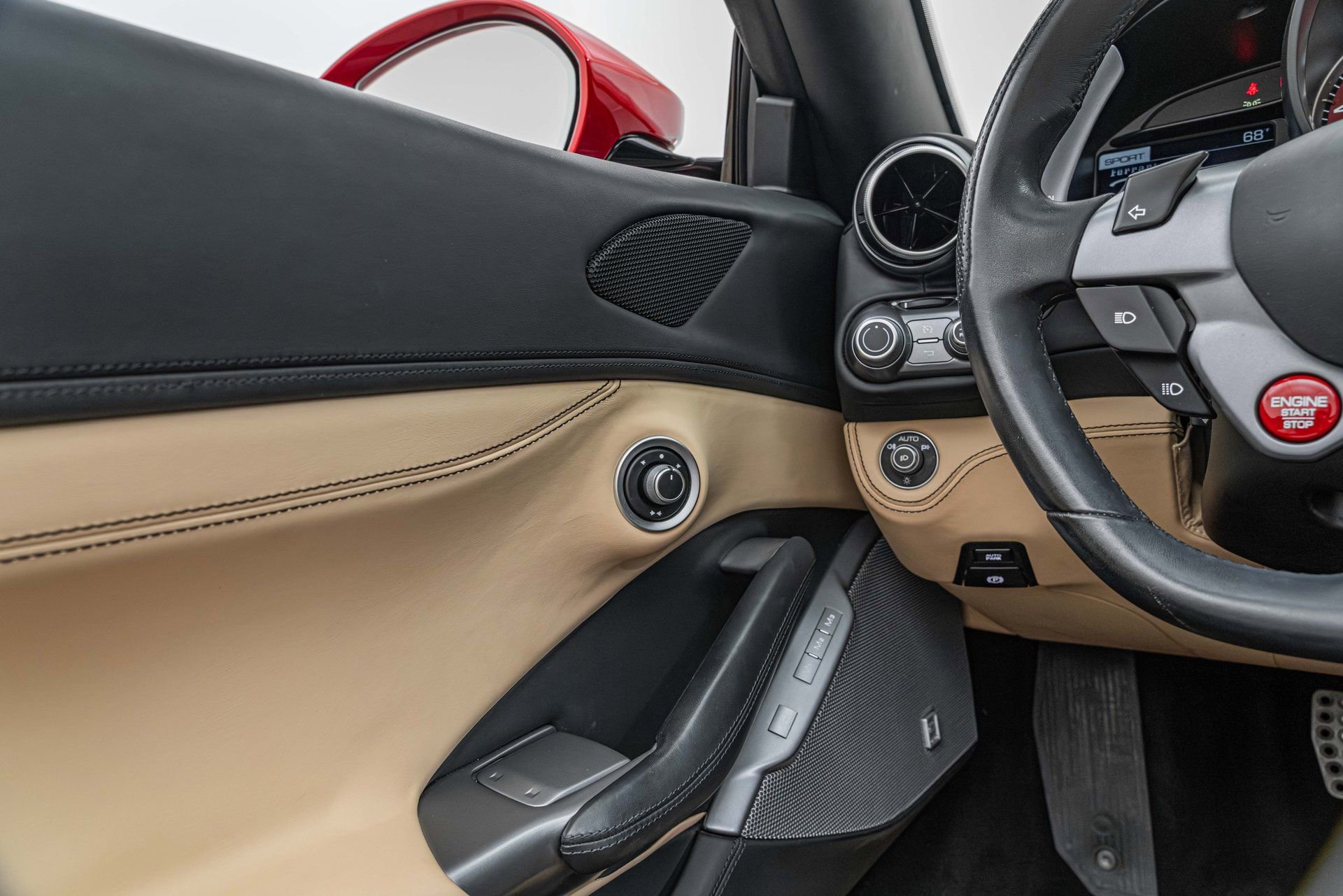 Certified 2020 Ferrari Portofino RWD image 46