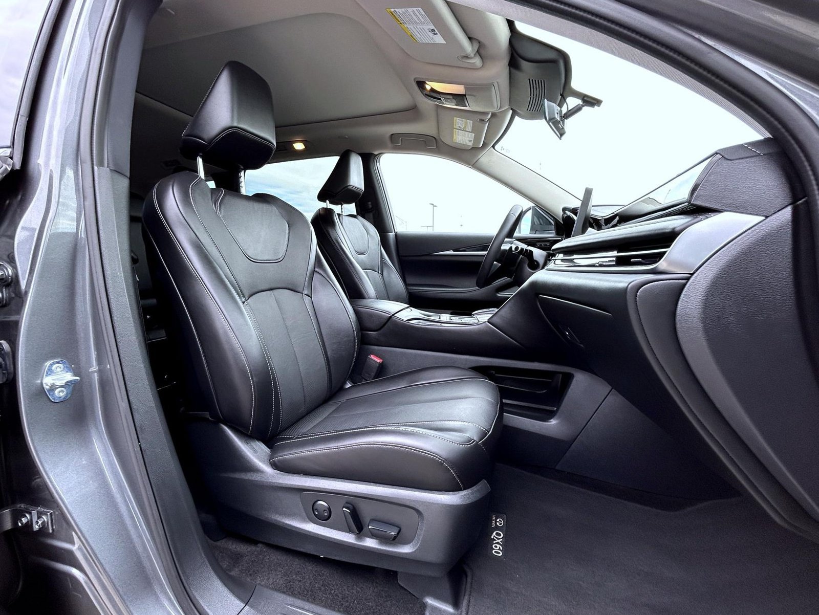 Certified 2025 INFINITI QX60 Pure AWD/4WD image 21