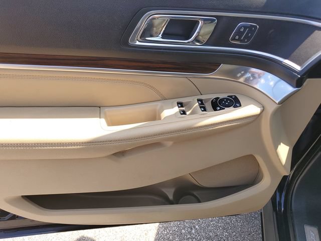 Used 2017 Ford Explorer Limited FWD image 20